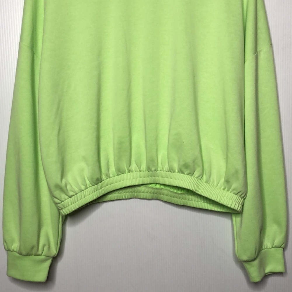 Elodie Bright Green Scoop Neck Cuffed Hem Pullover Cropped Sweatshirt Large NEW - Picture 5 of 7